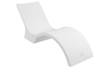 White Signature Chaise Deep for 10-15" Water Depth